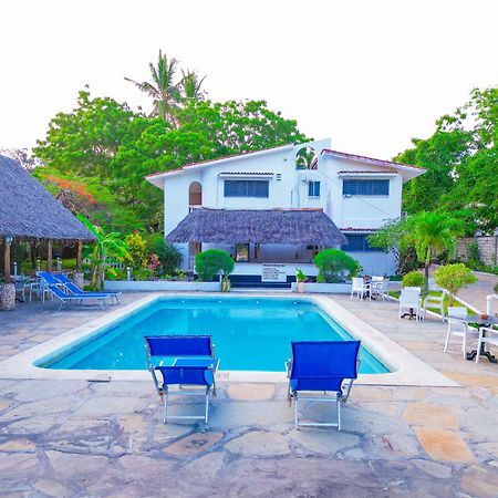 Maasai Resort Момбаса Екстер'єр фото