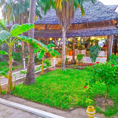 Maasai Resort Момбаса Екстер'єр фото