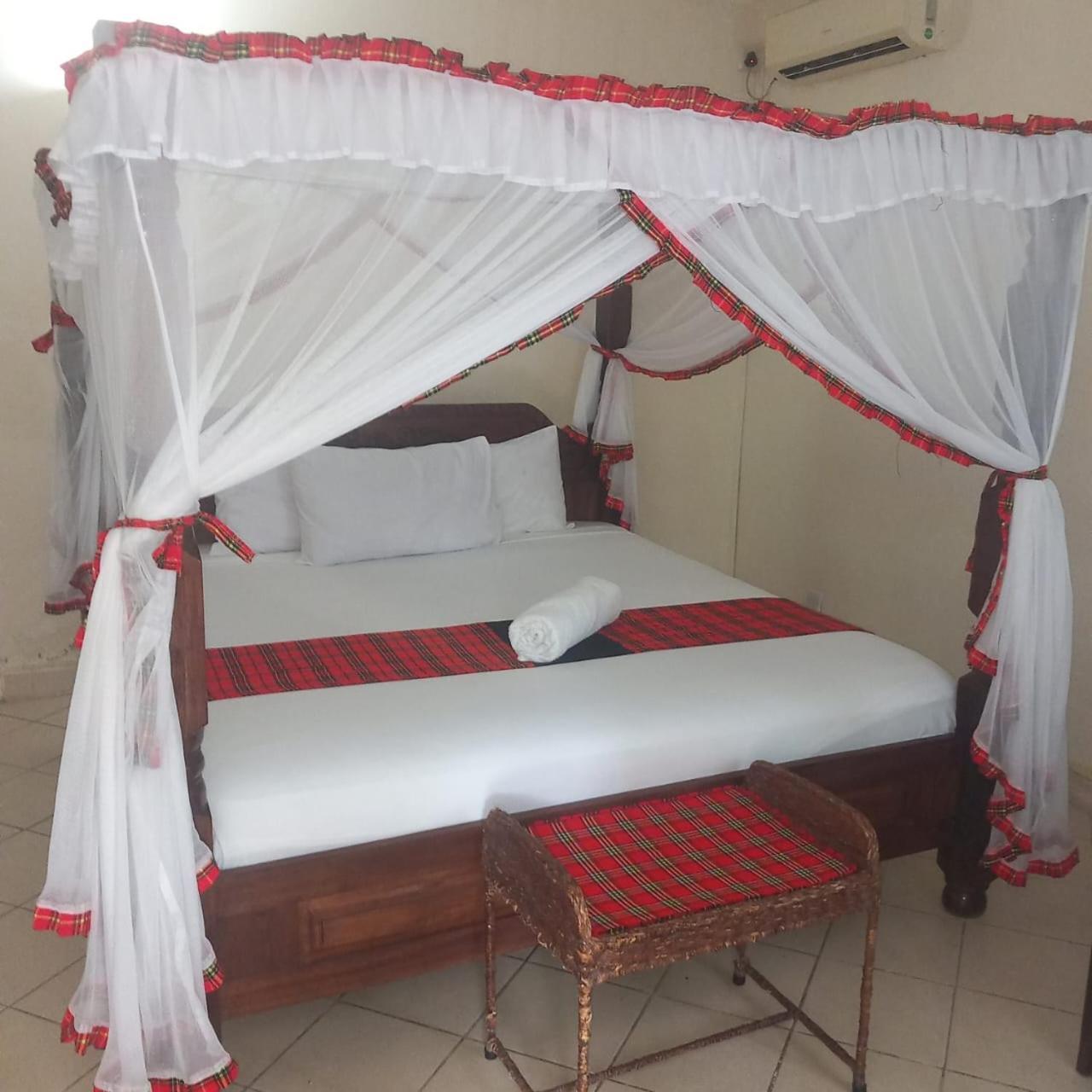 Maasai Resort Момбаса Екстер'єр фото