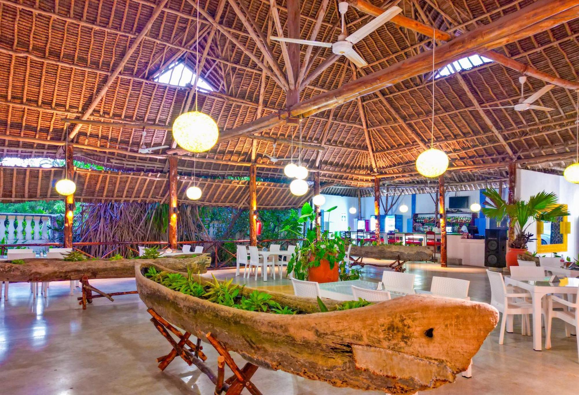 Maasai Resort Момбаса Екстер'єр фото